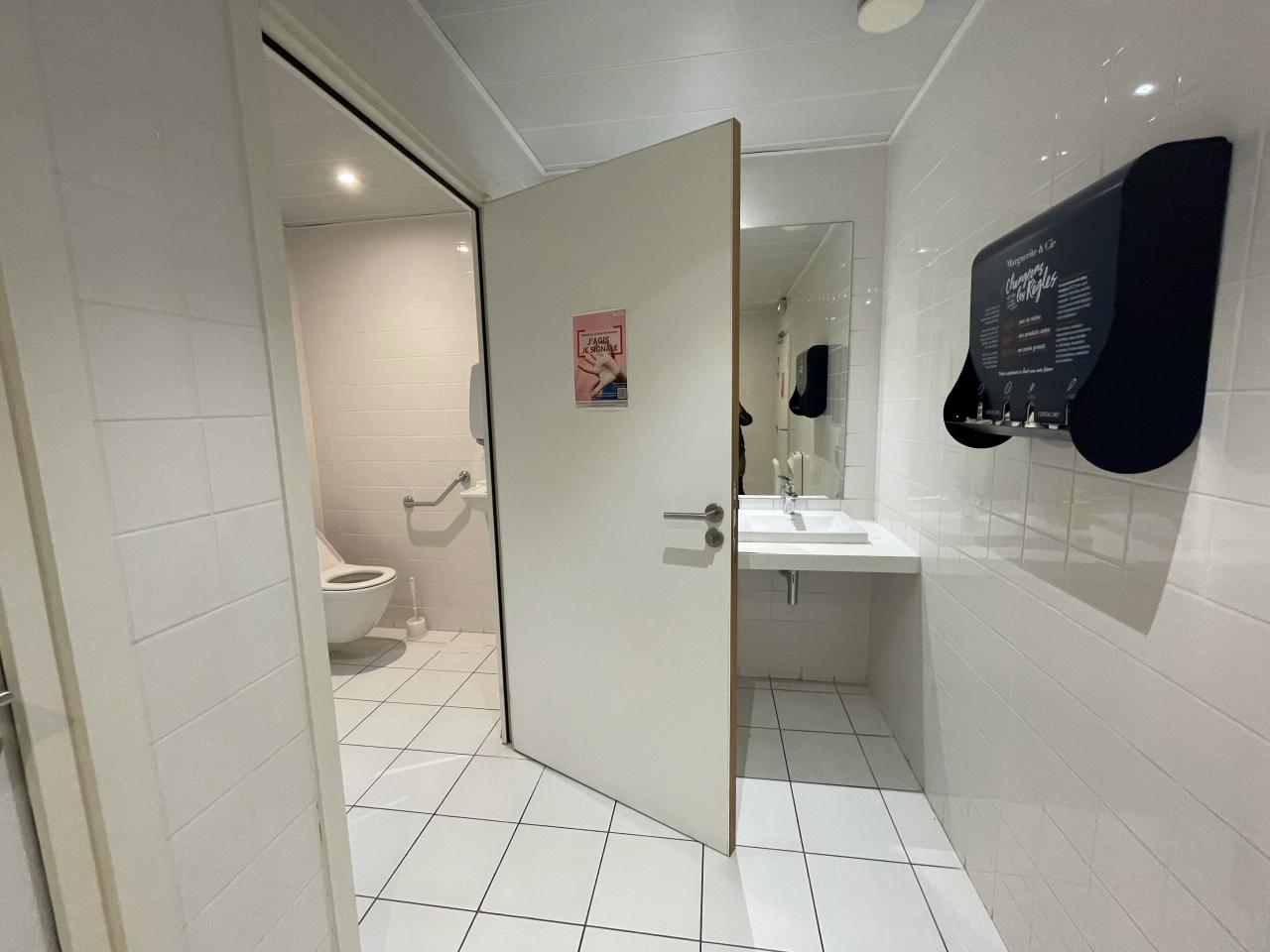 Bureau Aix-en-Provence 1222m² Location bureau Aix-en-Provence Bouches-du-Rhône OLBUR2529995 16